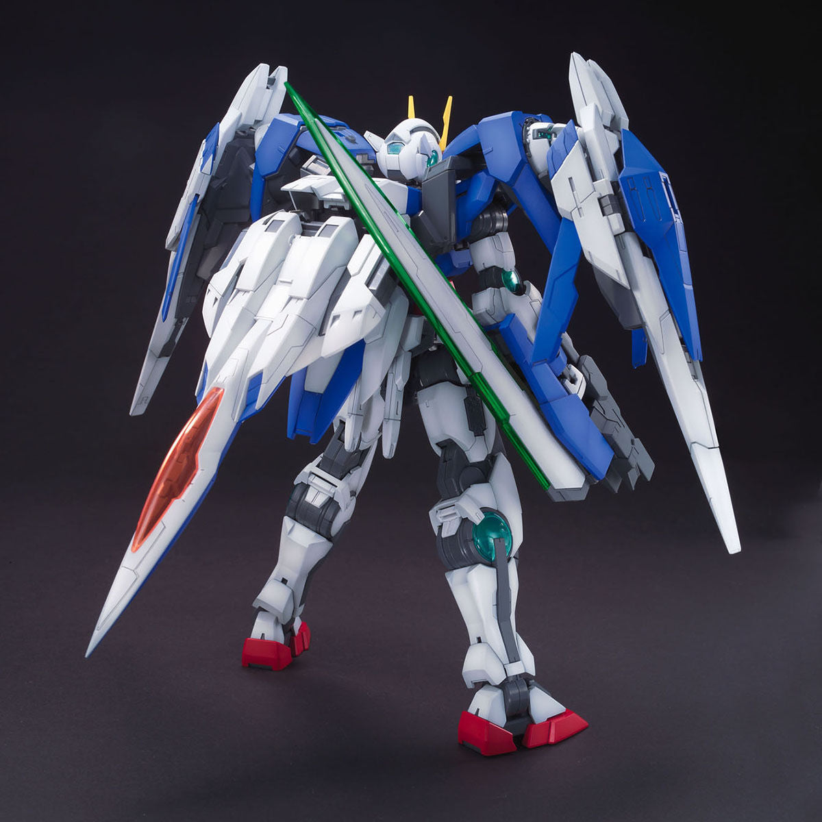 MG 1/100 OO Raiser Gundam
