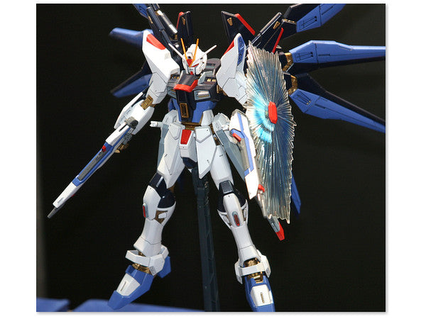 MG 1/100 Strike Freedom