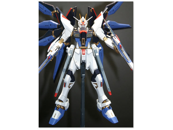 MG 1/100 Strike Freedom