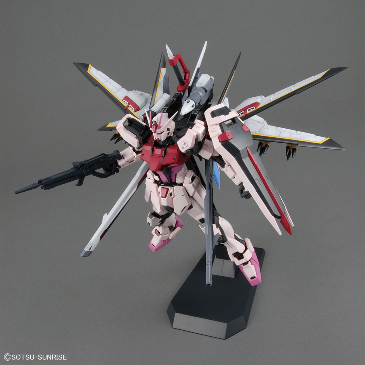 MG 1/100 Strike Rouge Gundam (Ootori Unit) Ver.RM