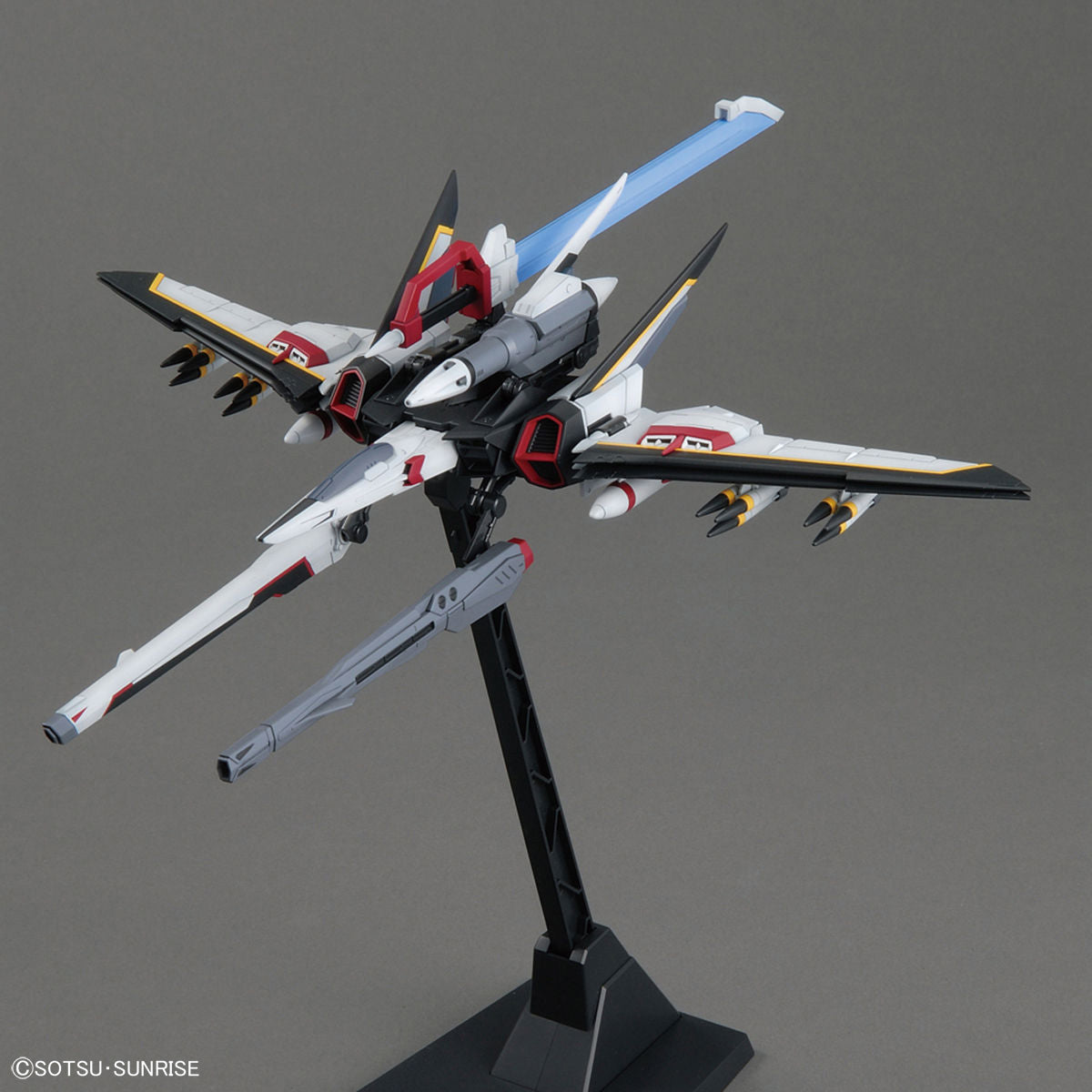 MG 1/100 Strike Rouge Gundam (Ootori Unit) Ver.RM