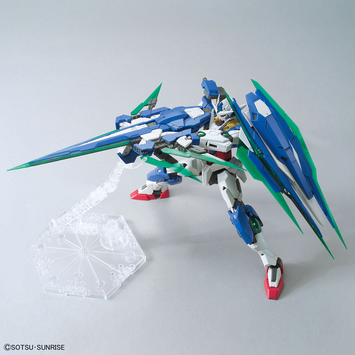 MG 1/100 00 QAN[T] Full Saber